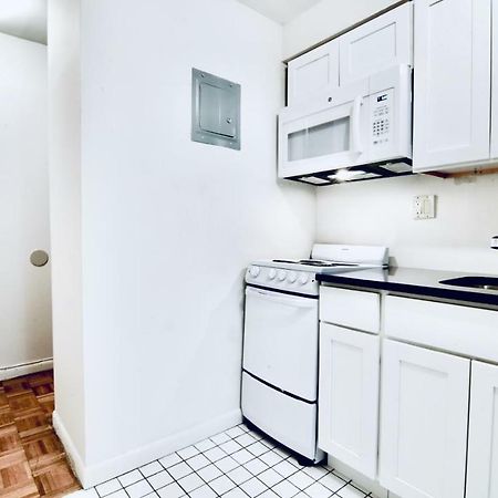 Times Square Manhattan - Private Room In 2 Bedroom Apartment Nowy Jork Zewnętrze zdjęcie