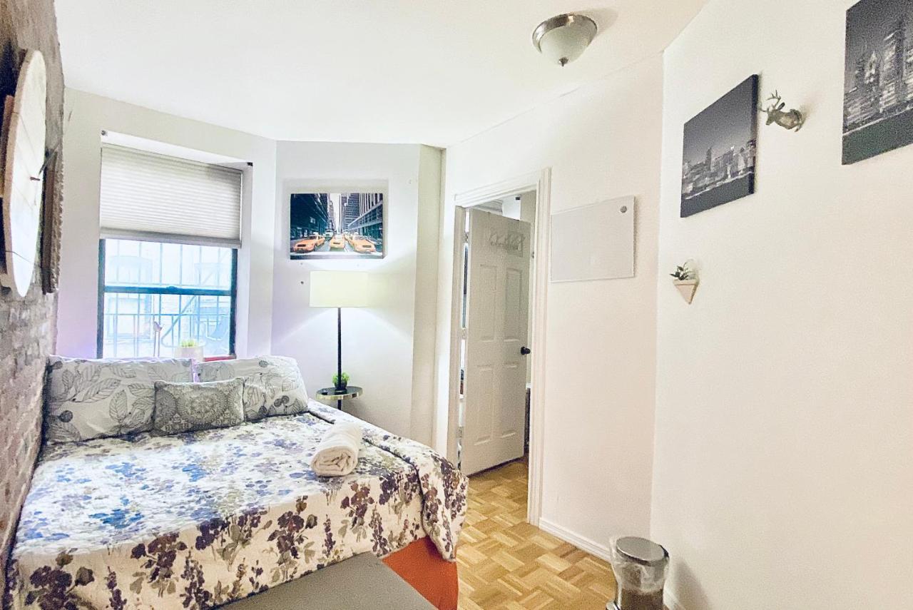 Times Square Manhattan - Private Room In 2 Bedroom Apartment Nowy Jork Zewnętrze zdjęcie